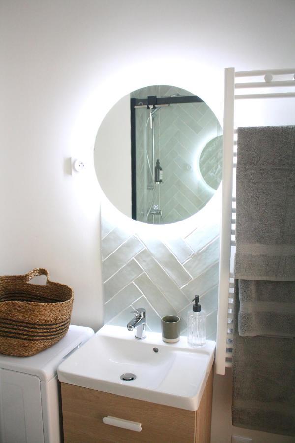 Studio Neuf Paris - La Defense Коломб Экстерьер фото